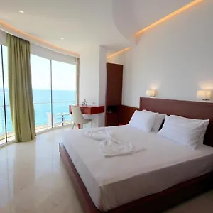 3* Hotell Delfini